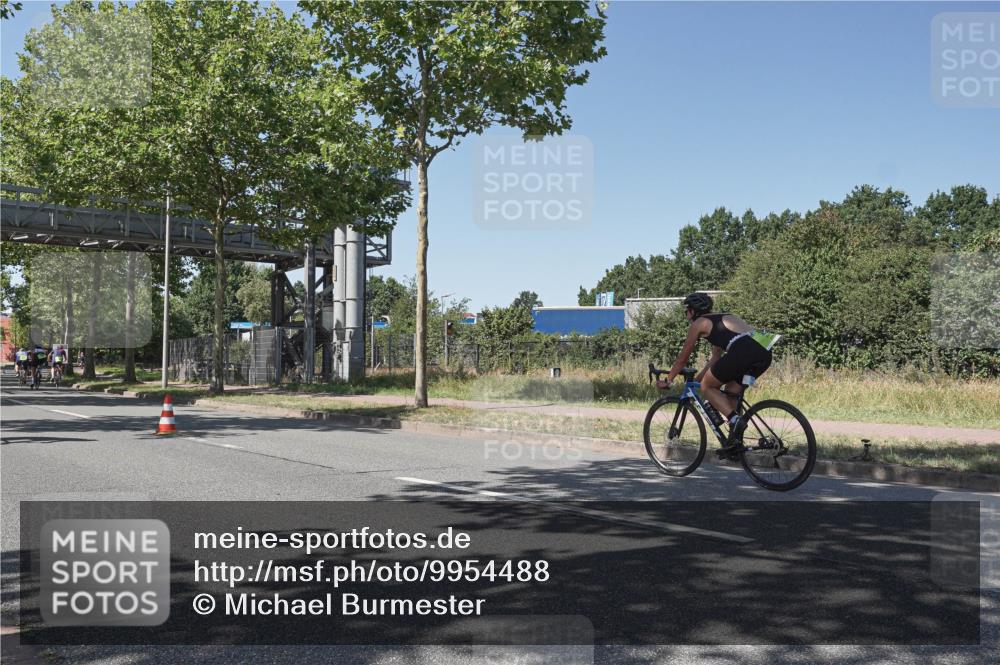 09.08.2026 - GEWOBA Citytriathlon Bremen Michael Burmester http://msf.ph/oto/9954488 09.08.2026 14:33:04 Radfahren 9, 19, 38, 148, 257, 302, 349, 354 meine-sportfotos.de