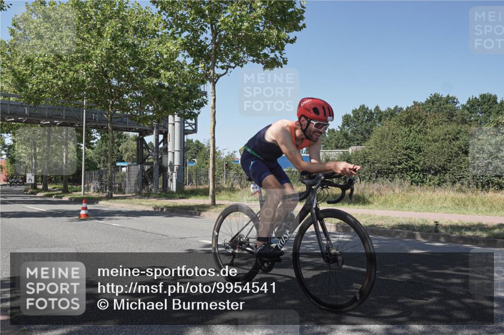 09.08.2026 - GEWOBA Citytriathlon Bremen Michael Burmester http://msf.ph/oto/9954541 09.08.2026 14:33:42 Radfahren 38, 66, 74, 82, 146, 218, 232, 263, 308, 371, 470 meine-sportfotos.de