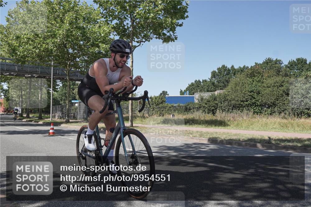 09.08.2026 - GEWOBA Citytriathlon Bremen Michael Burmester http://msf.ph/oto/9954551 09.08.2026 14:33:51 Radfahren 5, 43, 66, 82, 146, 278, 285, 345, 371, 470 meine-sportfotos.de