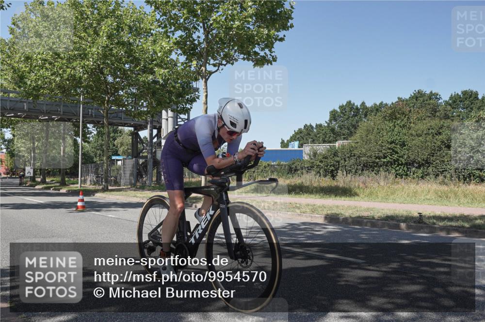 09.08.2026 - GEWOBA Citytriathlon Bremen Michael Burmester http://msf.ph/oto/9954570 09.08.2026 14:34:08 Radfahren 43, 90, 115, 278, 285, 429 meine-sportfotos.de