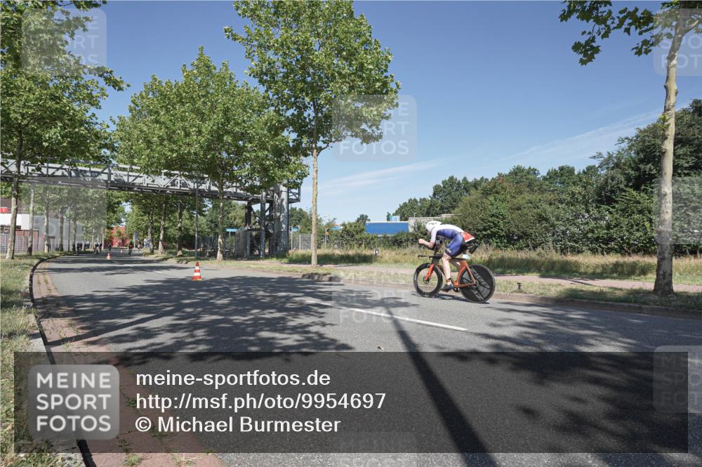 09.08.2026 - GEWOBA Citytriathlon Bremen Michael Burmester http://msf.ph/oto/9954697 09.08.2026 12:09:14 Radfahren 607, 629, 654, 675, 699, 700, 819, 1121, 1124 meine-sportfotos.de