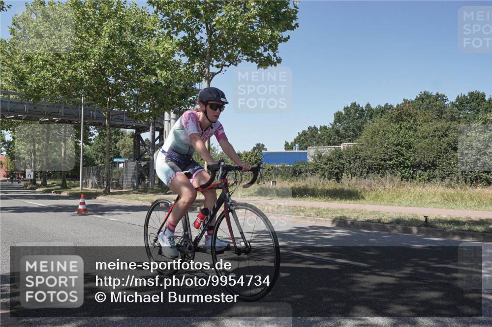 09.08.2026 - GEWOBA Citytriathlon Bremen Michael Burmester http://msf.ph/oto/9954734 09.08.2026 14:36:01 Radfahren 6, 39, 152, 163, 235, 269, 329, 343, 373 meine-sportfotos.de