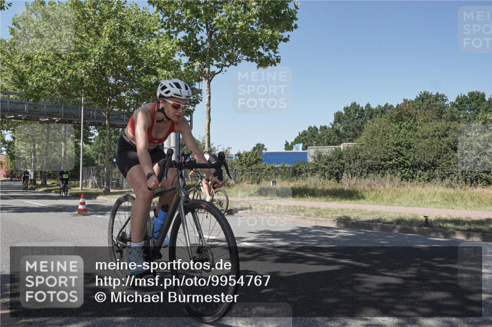 09.08.2026 - GEWOBA Citytriathlon Bremen Michael Burmester http://msf.ph/oto/9954767 09.08.2026 14:36:24 Radfahren 133, 207, 274, 291, 307, 309, 321, 356 meine-sportfotos.de