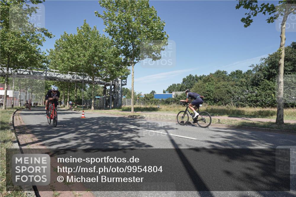09.08.2026 - GEWOBA Citytriathlon Bremen Michael Burmester http://msf.ph/oto/9954804 09.08.2026 12:11:04 Radfahren 587, 641, 652, 669, 690, 714, 743, 789, 801, 810, 831 meine-sportfotos.de