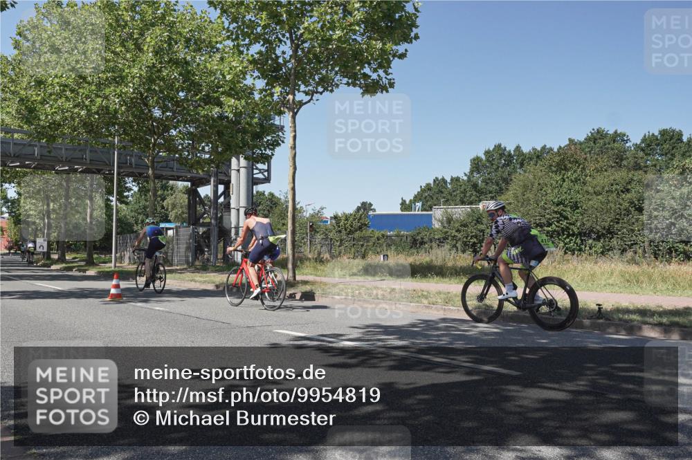 09.08.2026 - GEWOBA Citytriathlon Bremen Michael Burmester http://msf.ph/oto/9954819 09.08.2026 14:37:02 Radfahren 65, 229, 312, 377, 448, 523 meine-sportfotos.de
