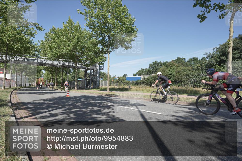 09.08.2026 - GEWOBA Citytriathlon Bremen Michael Burmester http://msf.ph/oto/9954883 09.08.2026 12:12:03 Radfahren 618, 642 meine-sportfotos.de