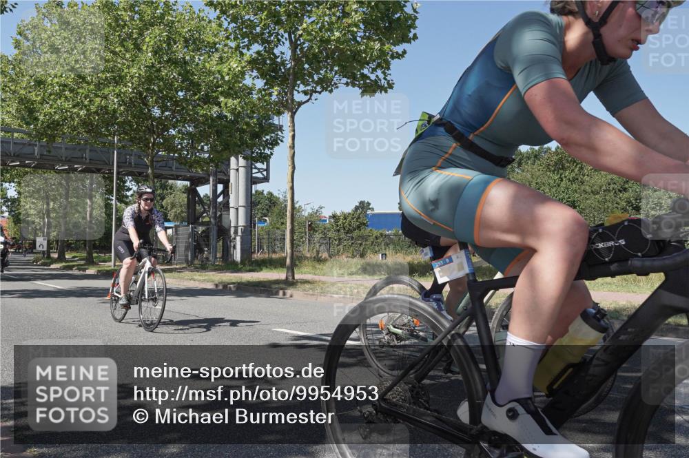 09.08.2026 - GEWOBA Citytriathlon Bremen Michael Burmester http://msf.ph/oto/9954953 09.08.2026 14:38:10 Radfahren 193, 202, 221, 266, 277, 280, 293, 297, 306, 314, 319, 324, 330, 335, 344, 434, 454, 485, 521, 522 meine-sportfotos.de
