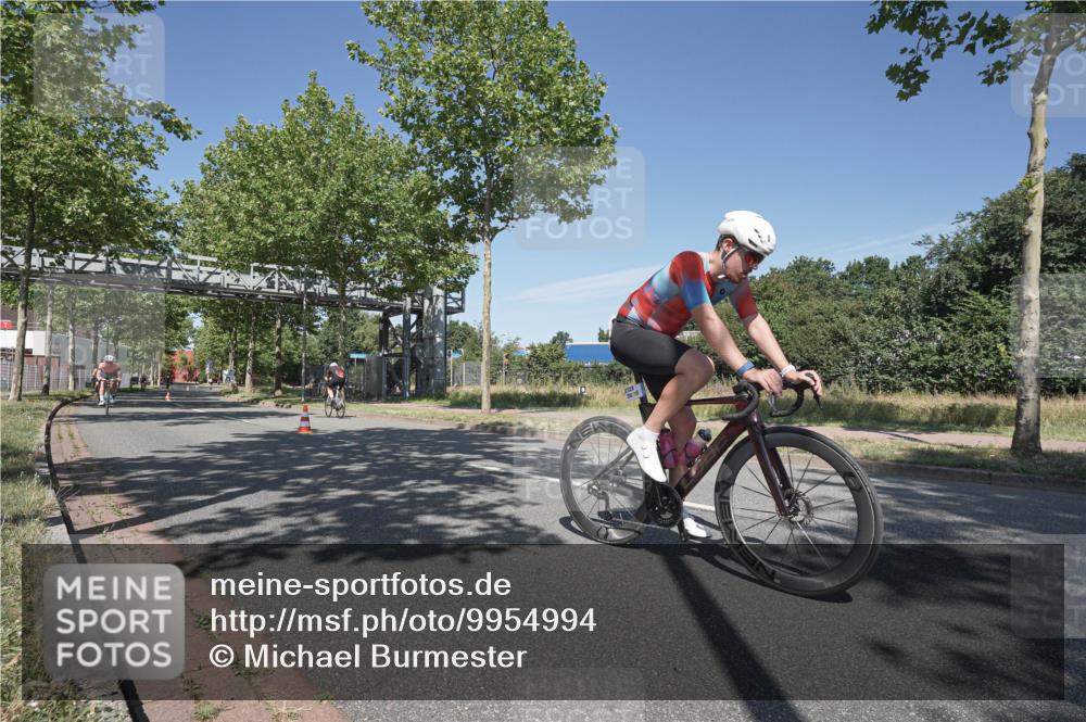 09.08.2026 - GEWOBA Citytriathlon Bremen Michael Burmester http://msf.ph/oto/9954994 09.08.2026 12:13:30 Radfahren 591, 592, 685, 710, 824, 882, 884, 1011, 1116, 1148, 1150 meine-sportfotos.de
