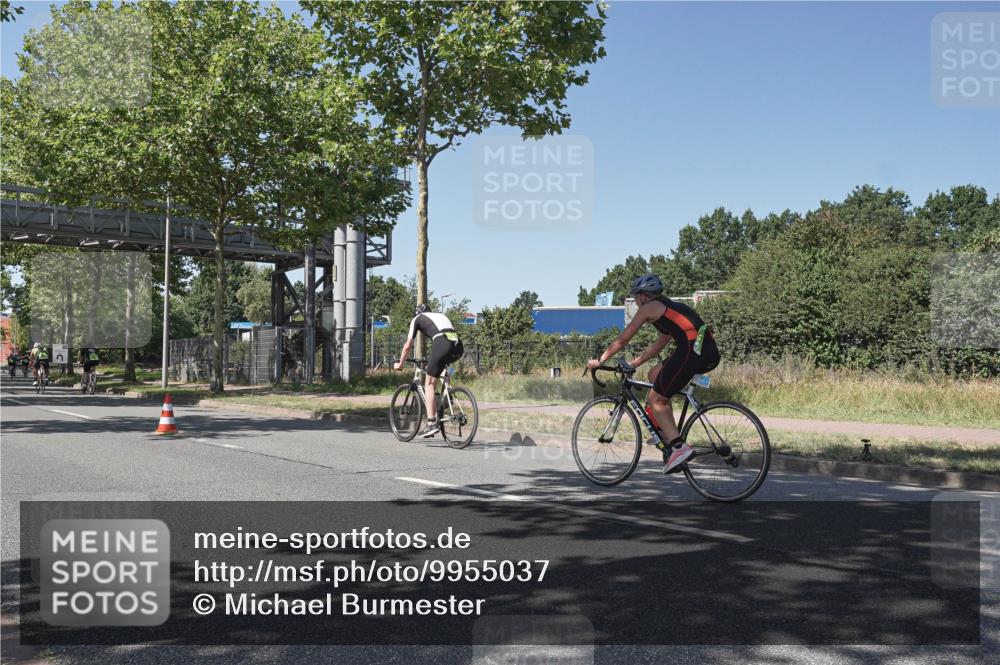 09.08.2026 - GEWOBA Citytriathlon Bremen Michael Burmester http://msf.ph/oto/9955037 09.08.2026 14:39:25 Radfahren 61, 106, 239 meine-sportfotos.de