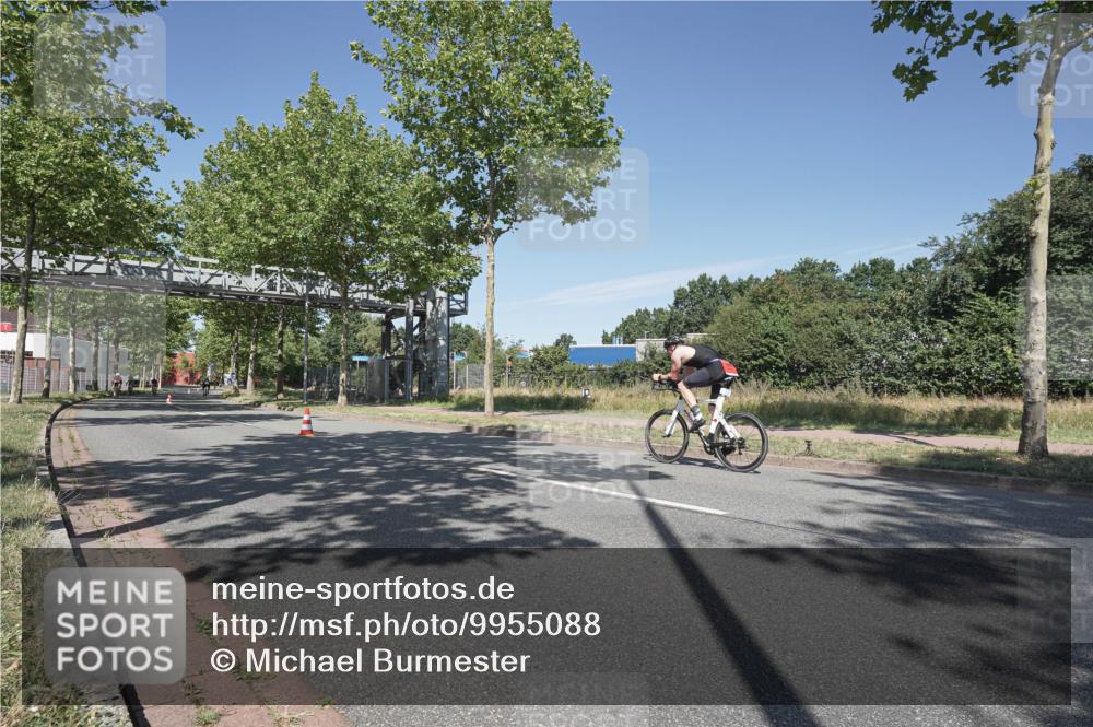 09.08.2026 - GEWOBA Citytriathlon Bremen Michael Burmester http://msf.ph/oto/9955088 09.08.2026 12:14:58 Radfahren 590, 679, 717, 746, 750, 924, 1004, 1015 meine-sportfotos.de