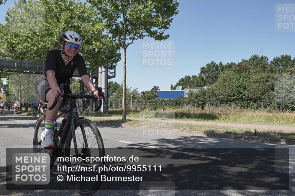 09.08.2026 - GEWOBA Citytriathlon Bremen Michael Burmester http://msf.ph/oto/9955111 09.08.2026 14:40:20 Radfahren 88, 101, 204, 224, 237, 238, 244, 282, 338, 388, 412, 440, 482 meine-sportfotos.de