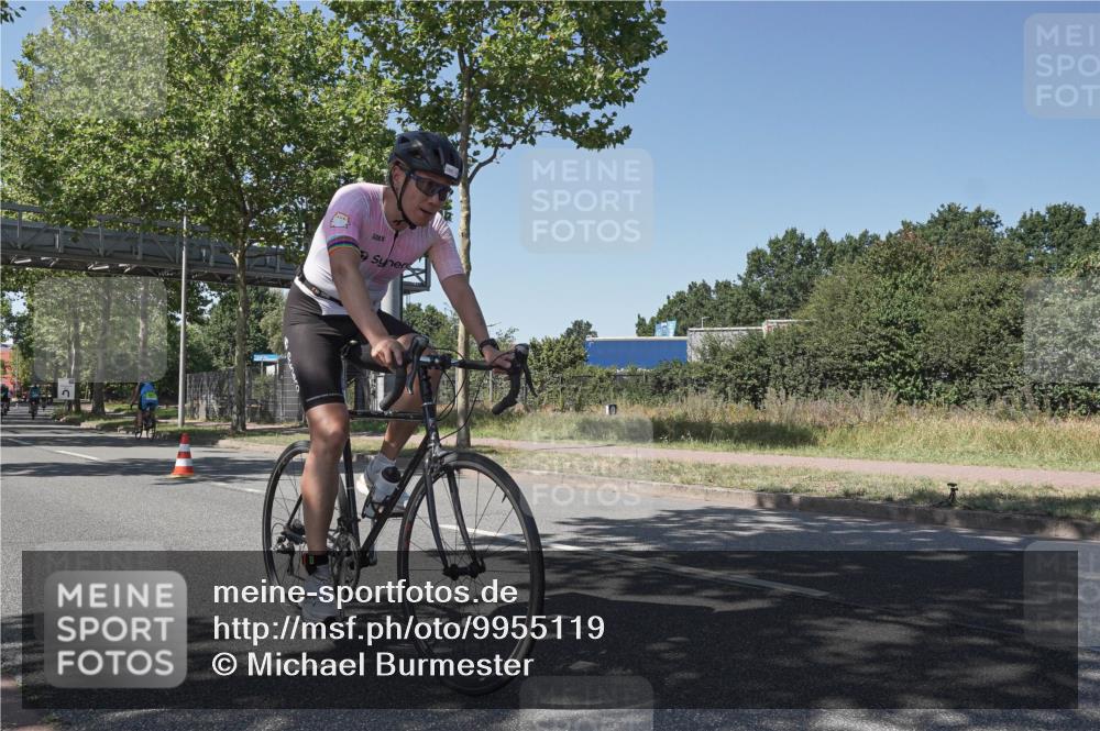 09.08.2026 - GEWOBA Citytriathlon Bremen Michael Burmester http://msf.ph/oto/9955119 09.08.2026 14:40:23 Radfahren 88, 101, 197, 204, 224, 238, 244, 338, 388, 412, 440, 449, 456, 482 meine-sportfotos.de