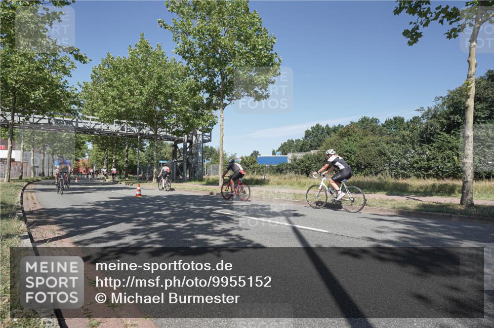 09.08.2026 - GEWOBA Citytriathlon Bremen Michael Burmester http://msf.ph/oto/9955152 09.08.2026 12:15:47 Radfahren 765, 875, 880, 883, 1133, 1137 meine-sportfotos.de