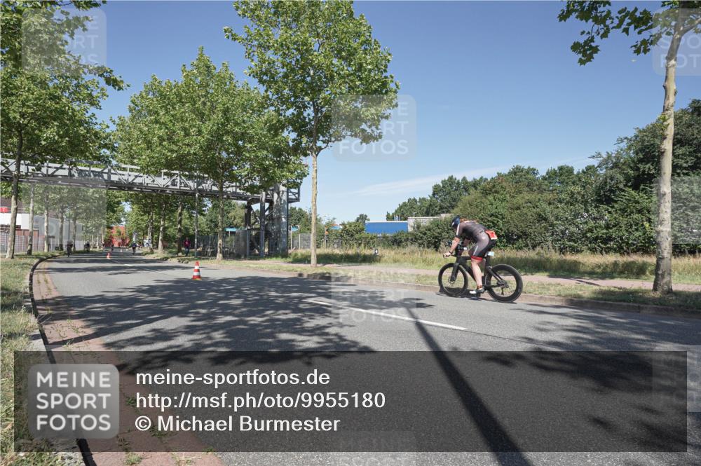 09.08.2026 - GEWOBA Citytriathlon Bremen Michael Burmester http://msf.ph/oto/9955180 09.08.2026 12:16:09 Radfahren 611, 716, 726, 855, 874, 879, 914, 955, 983, 1117 meine-sportfotos.de