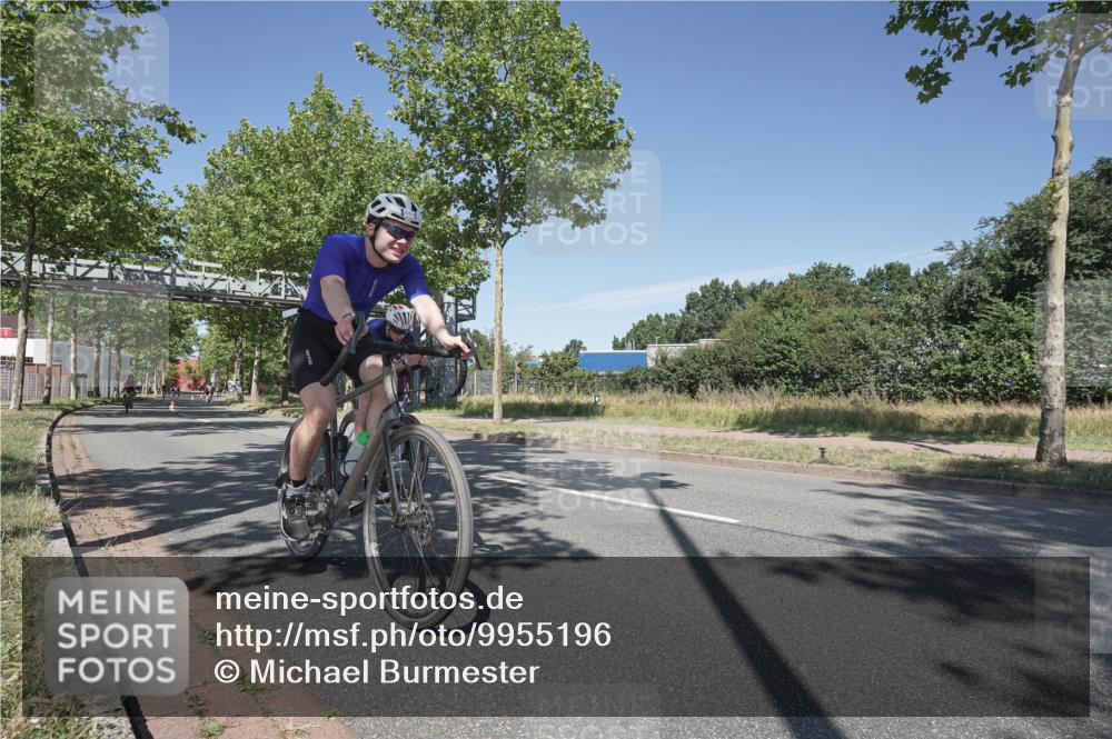 09.08.2026 - GEWOBA Citytriathlon Bremen Michael Burmester http://msf.ph/oto/9955196 09.08.2026 12:16:20 Radfahren 564, 580, 716, 726, 775, 855, 914, 955, 1013, 1117 meine-sportfotos.de
