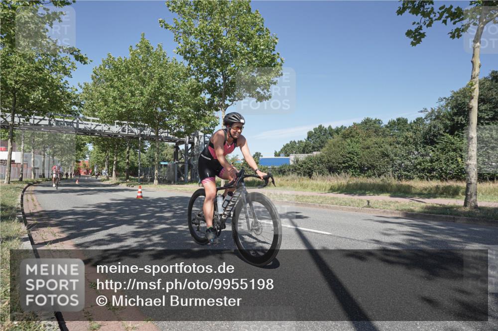 09.08.2026 - GEWOBA Citytriathlon Bremen Michael Burmester http://msf.ph/oto/9955198 09.08.2026 12:16:23 Radfahren 545, 564, 580, 638, 716, 726, 775, 777, 914, 1013, 1117 meine-sportfotos.de