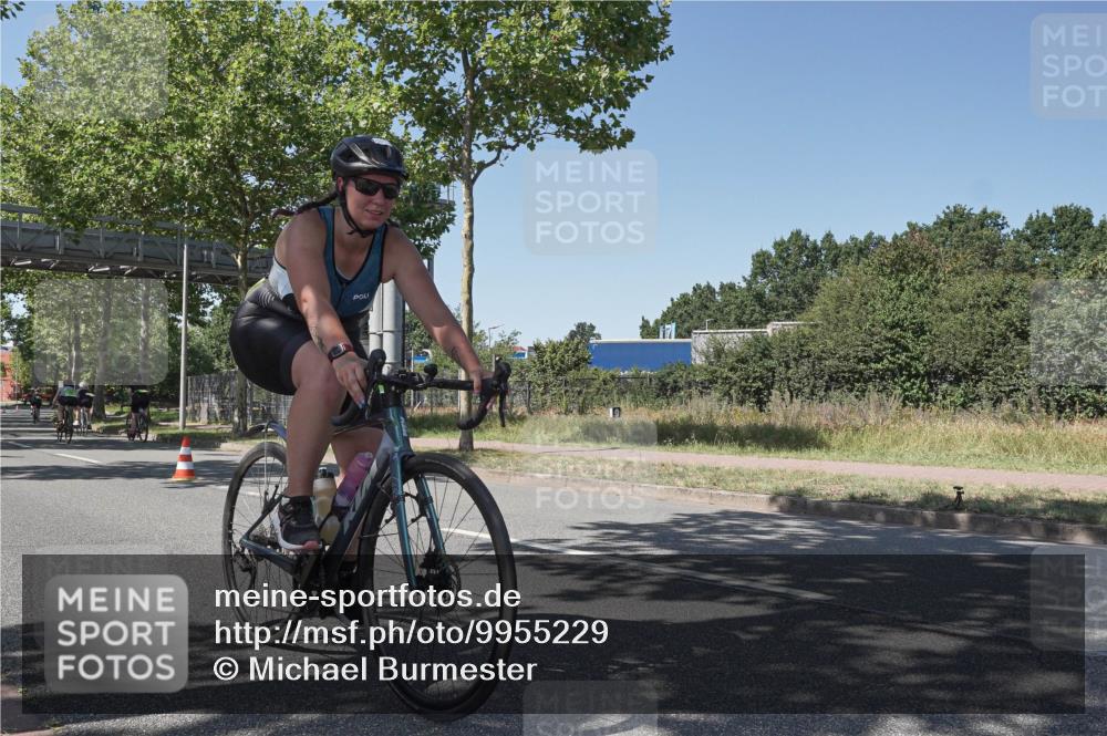 09.08.2026 - GEWOBA Citytriathlon Bremen Michael Burmester http://msf.ph/oto/9955229 09.08.2026 14:41:45 Radfahren 138, 212, 255, 311, 313, 389, 394, 411, 419, 435, 471, 519 meine-sportfotos.de