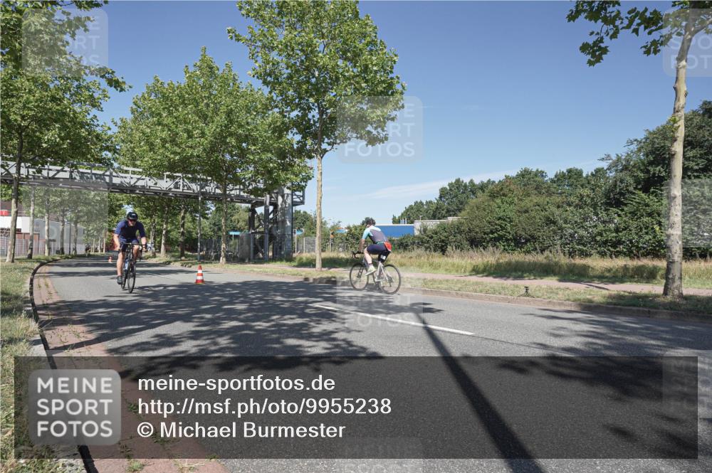 09.08.2026 - GEWOBA Citytriathlon Bremen Michael Burmester http://msf.ph/oto/9955238 09.08.2026 12:16:58 Radfahren 555, 627, 673, 895, 932, 1130 meine-sportfotos.de