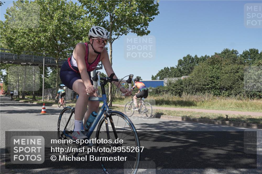 09.08.2026 - GEWOBA Citytriathlon Bremen Michael Burmester http://msf.ph/oto/9955267 09.08.2026 14:42:16 Radfahren 214, 252, 299, 379, 381, 441, 467 meine-sportfotos.de