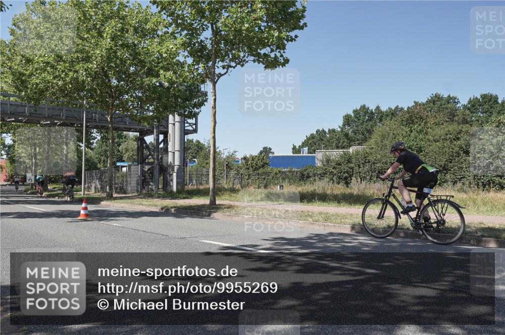 09.08.2026 - GEWOBA Citytriathlon Bremen Michael Burmester http://msf.ph/oto/9955269 09.08.2026 14:42:18 Radfahren 214, 252, 299, 379, 381, 441 meine-sportfotos.de
