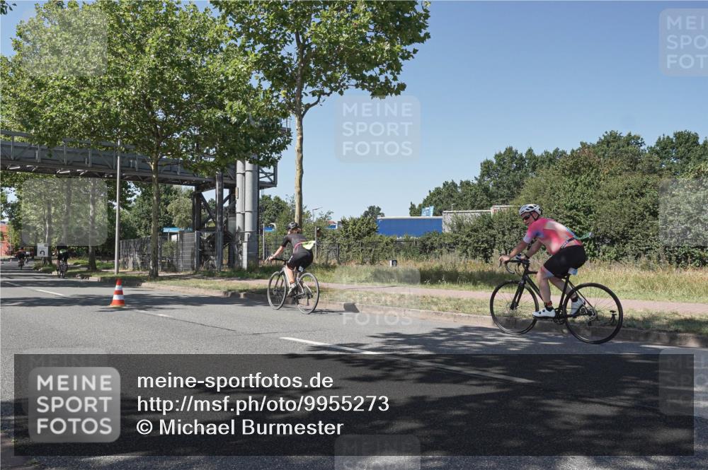 09.08.2026 - GEWOBA Citytriathlon Bremen Michael Burmester http://msf.ph/oto/9955273 09.08.2026 14:42:22 Radfahren 214, 252, 299, 379 meine-sportfotos.de