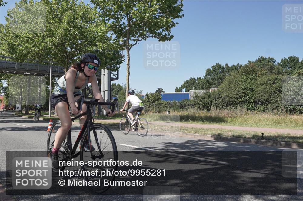 09.08.2026 - GEWOBA Citytriathlon Bremen Michael Burmester http://msf.ph/oto/9955281 09.08.2026 14:42:35 Radfahren 195, 233, 268, 281, 421 meine-sportfotos.de