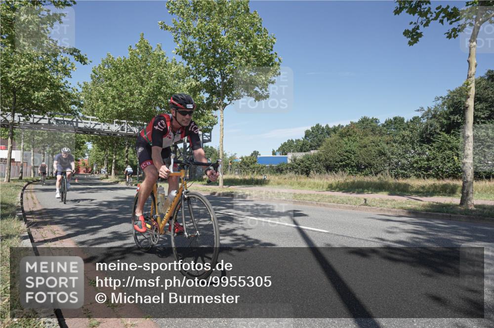 09.08.2026 - GEWOBA Citytriathlon Bremen Michael Burmester http://msf.ph/oto/9955305 09.08.2026 12:17:57 Radfahren 672, 739, 769, 781, 808, 869, 901, 981, 1118, 1126, 1147 meine-sportfotos.de
