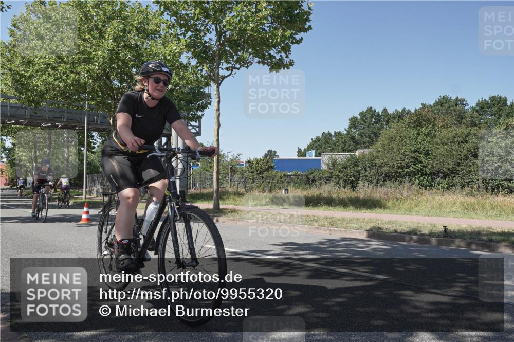 09.08.2026 - GEWOBA Citytriathlon Bremen Michael Burmester http://msf.ph/oto/9955320 09.08.2026 14:43:19 Radfahren 201, 361, 430, 432, 436, 463, 480, 525 meine-sportfotos.de