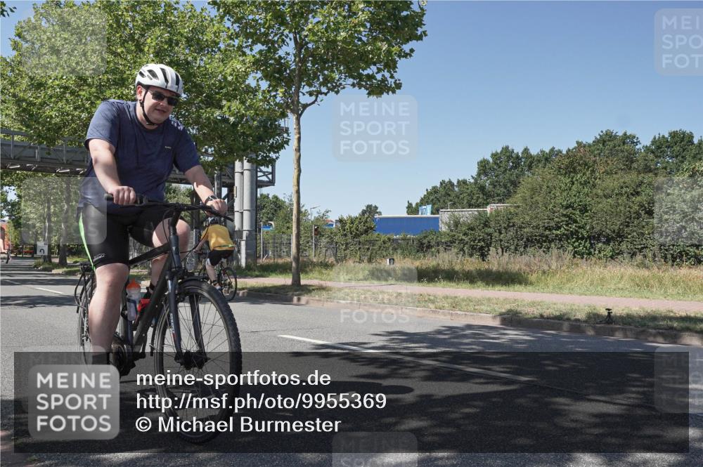 09.08.2026 - GEWOBA Citytriathlon Bremen Michael Burmester http://msf.ph/oto/9955369 09.08.2026 14:44:22 Radfahren 107, 191, 245, 303, 318, 478, 495, 502 meine-sportfotos.de