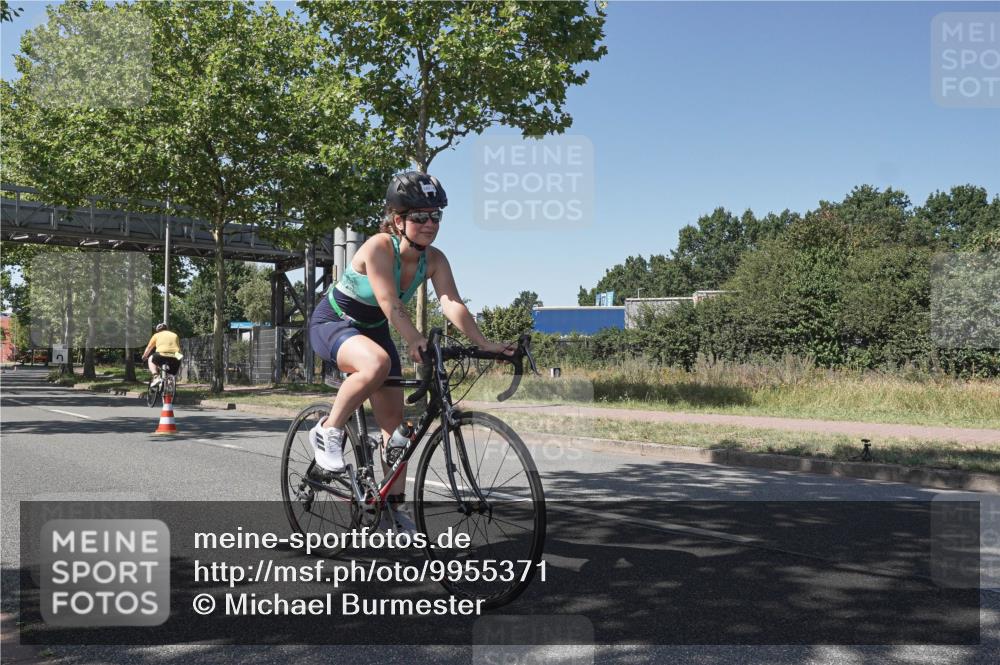 09.08.2026 - GEWOBA Citytriathlon Bremen Michael Burmester http://msf.ph/oto/9955371 09.08.2026 14:44:23 Radfahren 191, 245, 303, 318, 478, 495, 502 meine-sportfotos.de