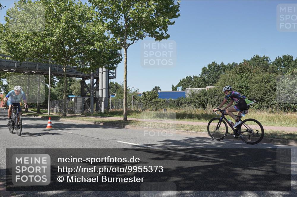 09.08.2026 - GEWOBA Citytriathlon Bremen Michael Burmester http://msf.ph/oto/9955373 09.08.2026 14:44:25 Radfahren 191, 245, 303, 318, 478, 495, 502 meine-sportfotos.de