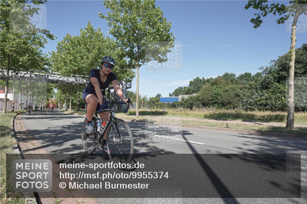 09.08.2026 - GEWOBA Citytriathlon Bremen Michael Burmester http://msf.ph/oto/9955374 09.08.2026 12:19:04 Radfahren 569, 624, 744, 886, 1009, 1120 meine-sportfotos.de