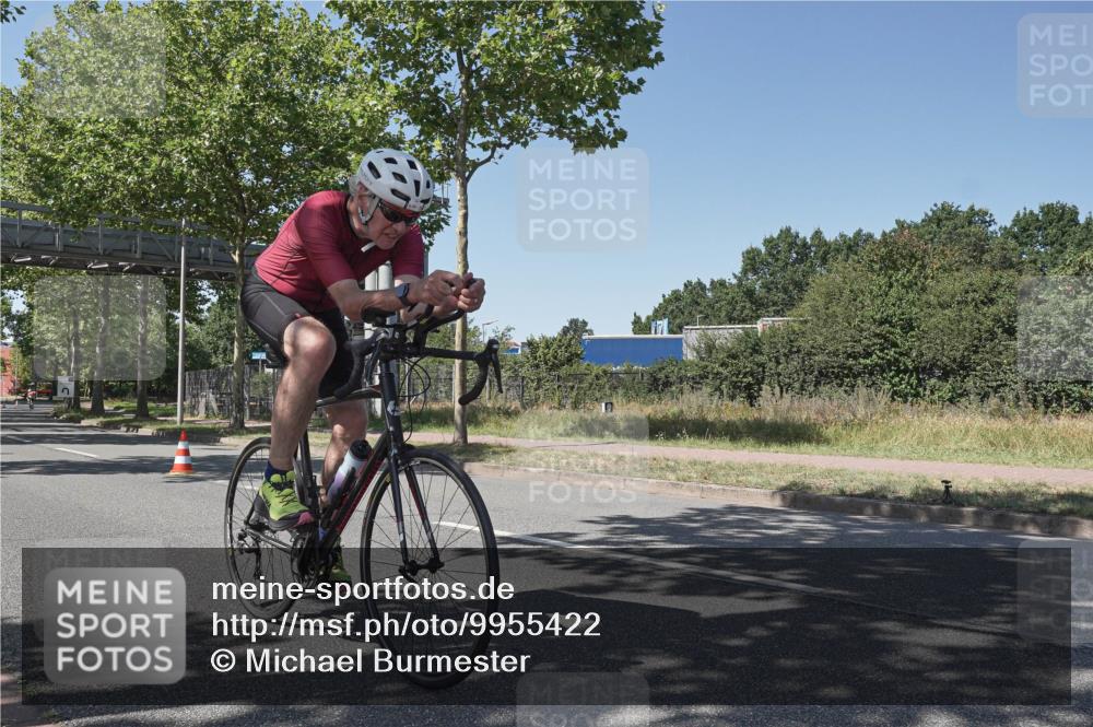 09.08.2026 - GEWOBA Citytriathlon Bremen Michael Burmester http://msf.ph/oto/9955422 09.08.2026 14:45:31 Radfahren 166, 219, 296, 380, 460, 474, 476, 499, 505 meine-sportfotos.de