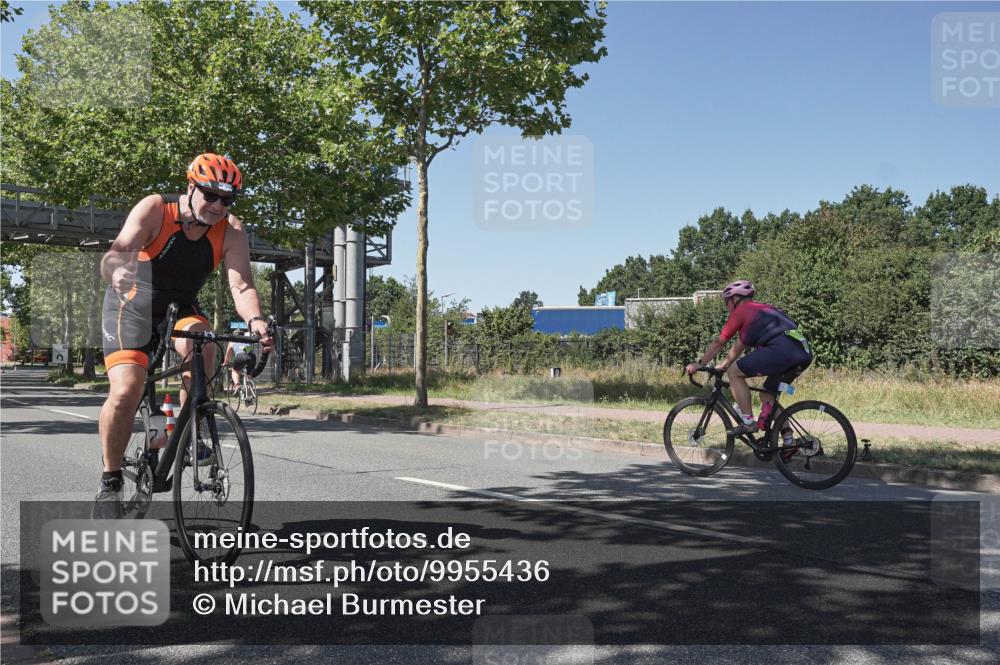 09.08.2026 - GEWOBA Citytriathlon Bremen Michael Burmester http://msf.ph/oto/9955436 09.08.2026 14:45:52 Radfahren 246, 248, 332, 367, 451, 465, 496, 524 meine-sportfotos.de