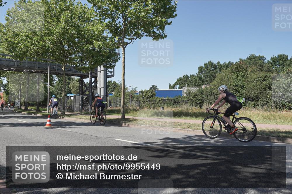 09.08.2026 - GEWOBA Citytriathlon Bremen Michael Burmester http://msf.ph/oto/9955449 09.08.2026 14:45:58 Radfahren 246, 248, 332, 367, 451, 496, 524 meine-sportfotos.de