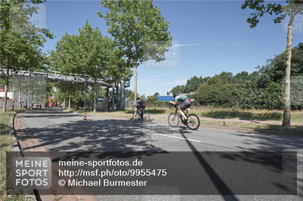 09.08.2026 - GEWOBA Citytriathlon Bremen Michael Burmester http://msf.ph/oto/9955475 09.08.2026 12:20:14 Radfahren 595, 625, 693, 757, 762, 763, 788, 790, 798, 823, 838, 935, 1017, 1113, 1155 meine-sportfotos.de