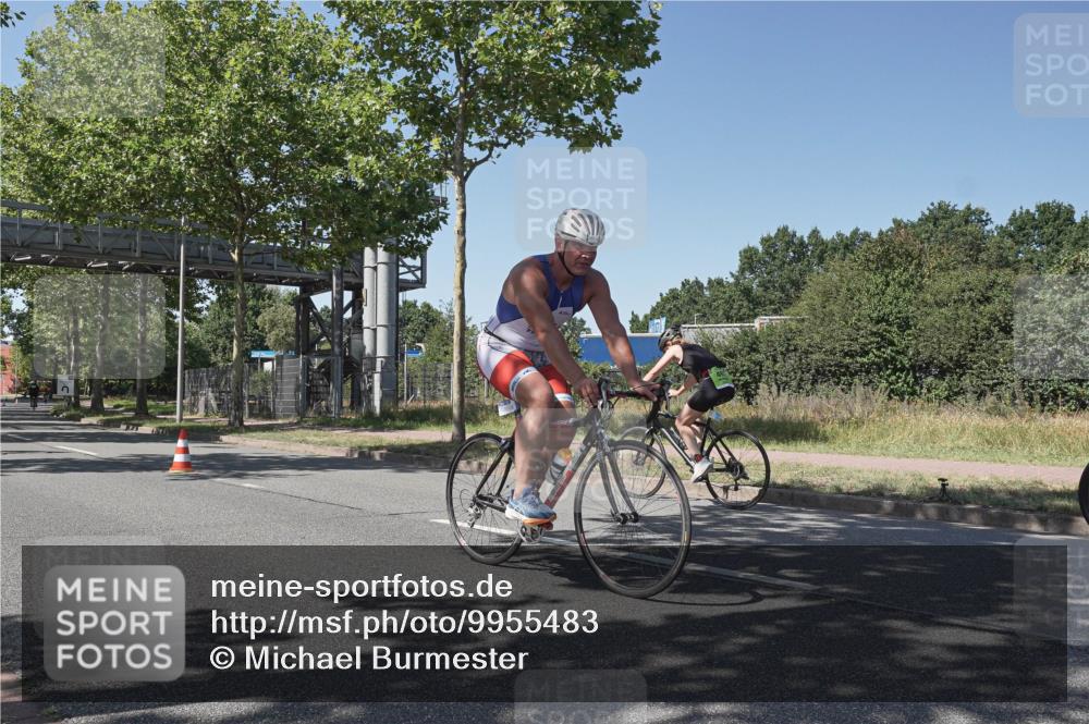 09.08.2026 - GEWOBA Citytriathlon Bremen Michael Burmester http://msf.ph/oto/9955483 09.08.2026 14:46:55 Radfahren 392, 414, 447, 464, 483, 488, 506 meine-sportfotos.de