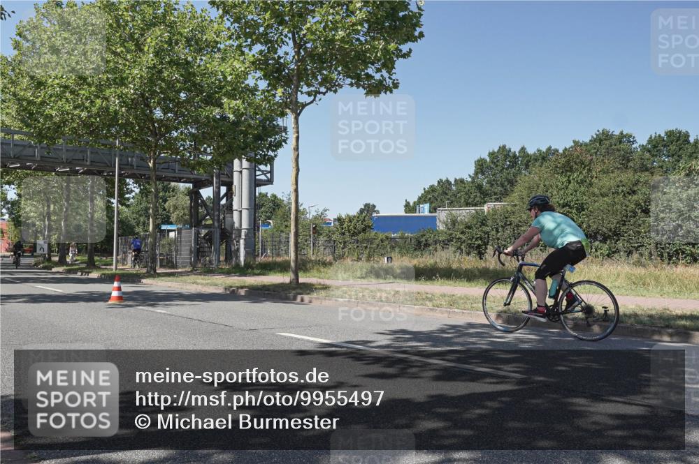 09.08.2026 - GEWOBA Citytriathlon Bremen Michael Burmester http://msf.ph/oto/9955497 09.08.2026 14:47:20 Radfahren 167, 298 meine-sportfotos.de