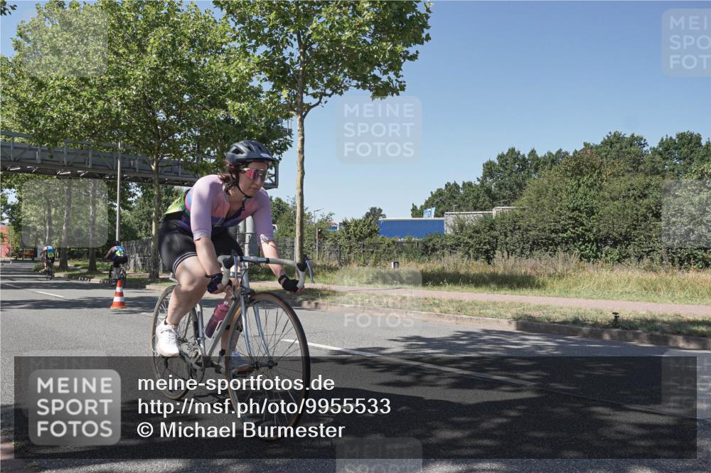 09.08.2026 - GEWOBA Citytriathlon Bremen Michael Burmester http://msf.ph/oto/9955533 09.08.2026 14:48:55 Radfahren 315, 443, 475, 518 meine-sportfotos.de
