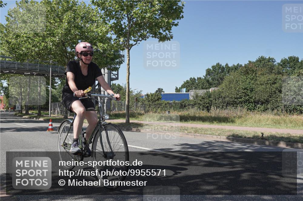 09.08.2026 - GEWOBA Citytriathlon Bremen Michael Burmester http://msf.ph/oto/9955571 09.08.2026 14:53:44 Radfahren 498 meine-sportfotos.de