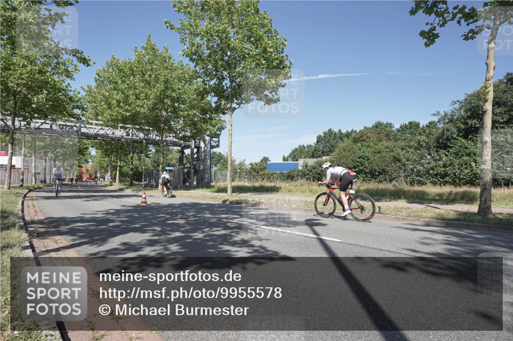 09.08.2026 - GEWOBA Citytriathlon Bremen Michael Burmester http://msf.ph/oto/9955578 09.08.2026 12:21:23 Radfahren 596, 731, 737, 902, 1115, 1132 meine-sportfotos.de