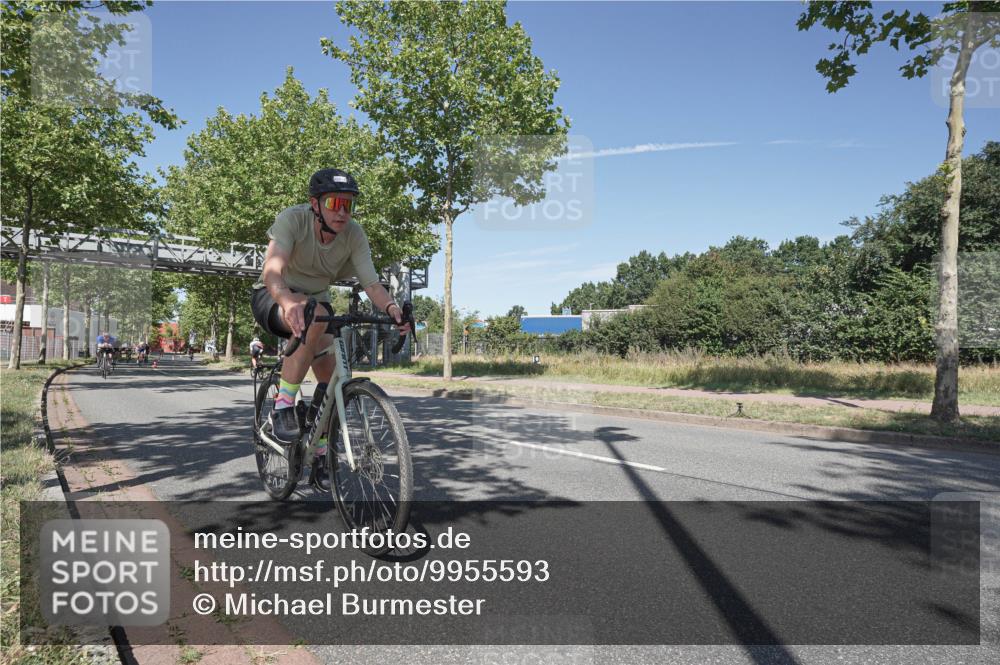 09.08.2026 - GEWOBA Citytriathlon Bremen Michael Burmester http://msf.ph/oto/9955593 09.08.2026 12:21:48 Radfahren 604, 626, 759, 768, 796, 834, 876, 885, 998, 1111, 1156 meine-sportfotos.de