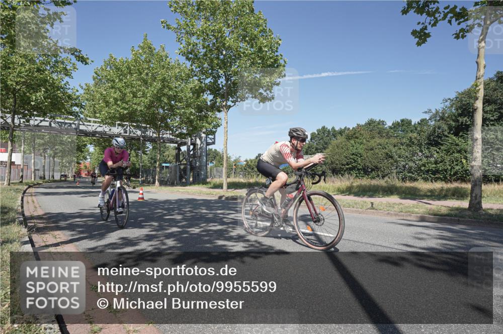 09.08.2026 - GEWOBA Citytriathlon Bremen Michael Burmester http://msf.ph/oto/9955599 09.08.2026 12:21:54 Radfahren 571, 604, 626, 759, 768, 796, 834, 876, 885, 953, 998, 1102, 1114, 1156 meine-sportfotos.de