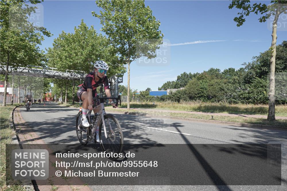 09.08.2026 - GEWOBA Citytriathlon Bremen Michael Burmester http://msf.ph/oto/9955648 09.08.2026 12:22:57 Radfahren 664, 699, 783, 800, 809, 915, 919, 933, 940, 966, 1012, 1136 meine-sportfotos.de