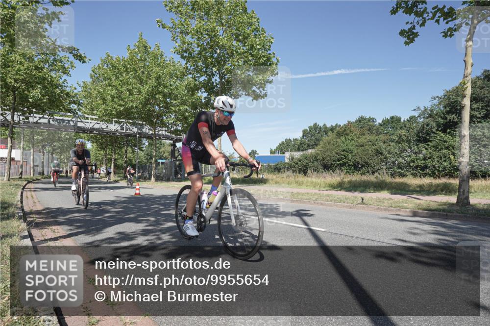 09.08.2026 - GEWOBA Citytriathlon Bremen Michael Burmester http://msf.ph/oto/9955654 09.08.2026 12:23:02 Radfahren 699, 783, 809, 915, 919, 933, 940, 966, 972, 1012, 1136 meine-sportfotos.de