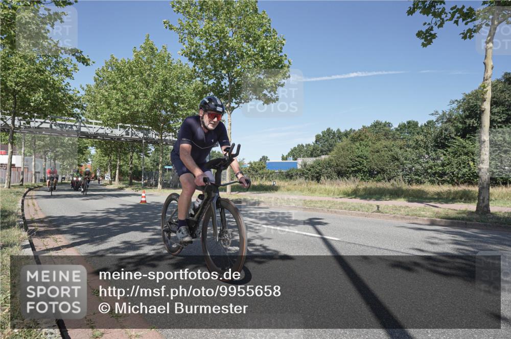 09.08.2026 - GEWOBA Citytriathlon Bremen Michael Burmester http://msf.ph/oto/9955658 09.08.2026 12:23:08 Radfahren 612, 783, 809, 840, 871, 898, 915, 919, 933, 940, 966, 972, 1123, 1136 meine-sportfotos.de