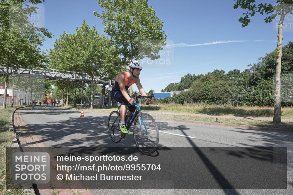 09.08.2026 - GEWOBA Citytriathlon Bremen Michael Burmester http://msf.ph/oto/9955704 09.08.2026 12:24:18 Radfahren 546, 586, 675, 753, 870 meine-sportfotos.de