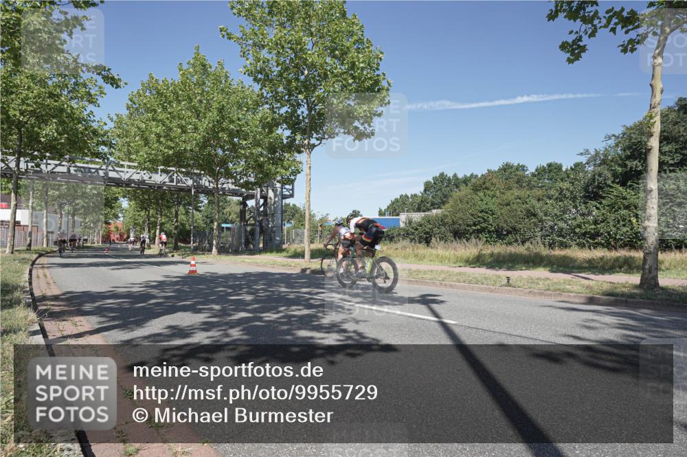 09.08.2026 - GEWOBA Citytriathlon Bremen Michael Burmester http://msf.ph/oto/9955729 09.08.2026 12:24:59 Radfahren 548, 602, 711, 785, 819, 974, 991, 1104, 1140 meine-sportfotos.de