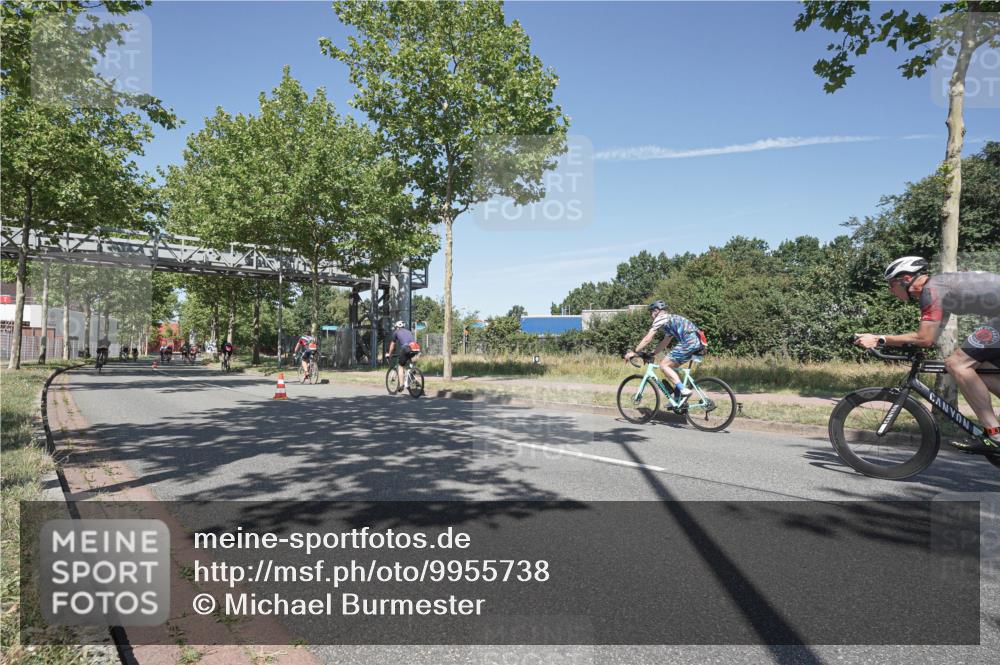 09.08.2026 - GEWOBA Citytriathlon Bremen Michael Burmester http://msf.ph/oto/9955738 09.08.2026 12:25:06 Radfahren 548, 602, 711, 785, 858, 859, 899, 991, 1104, 1140 meine-sportfotos.de