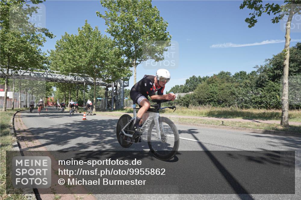 09.08.2026 - GEWOBA Citytriathlon Bremen Michael Burmester http://msf.ph/oto/9955862 09.08.2026 12:28:08 Radfahren 554, 660, 666, 690, 917, 951, 1002 meine-sportfotos.de